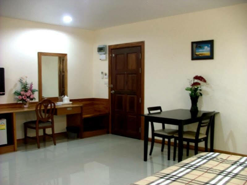 Porn 3 Hotel Khon Kaen Esterno foto